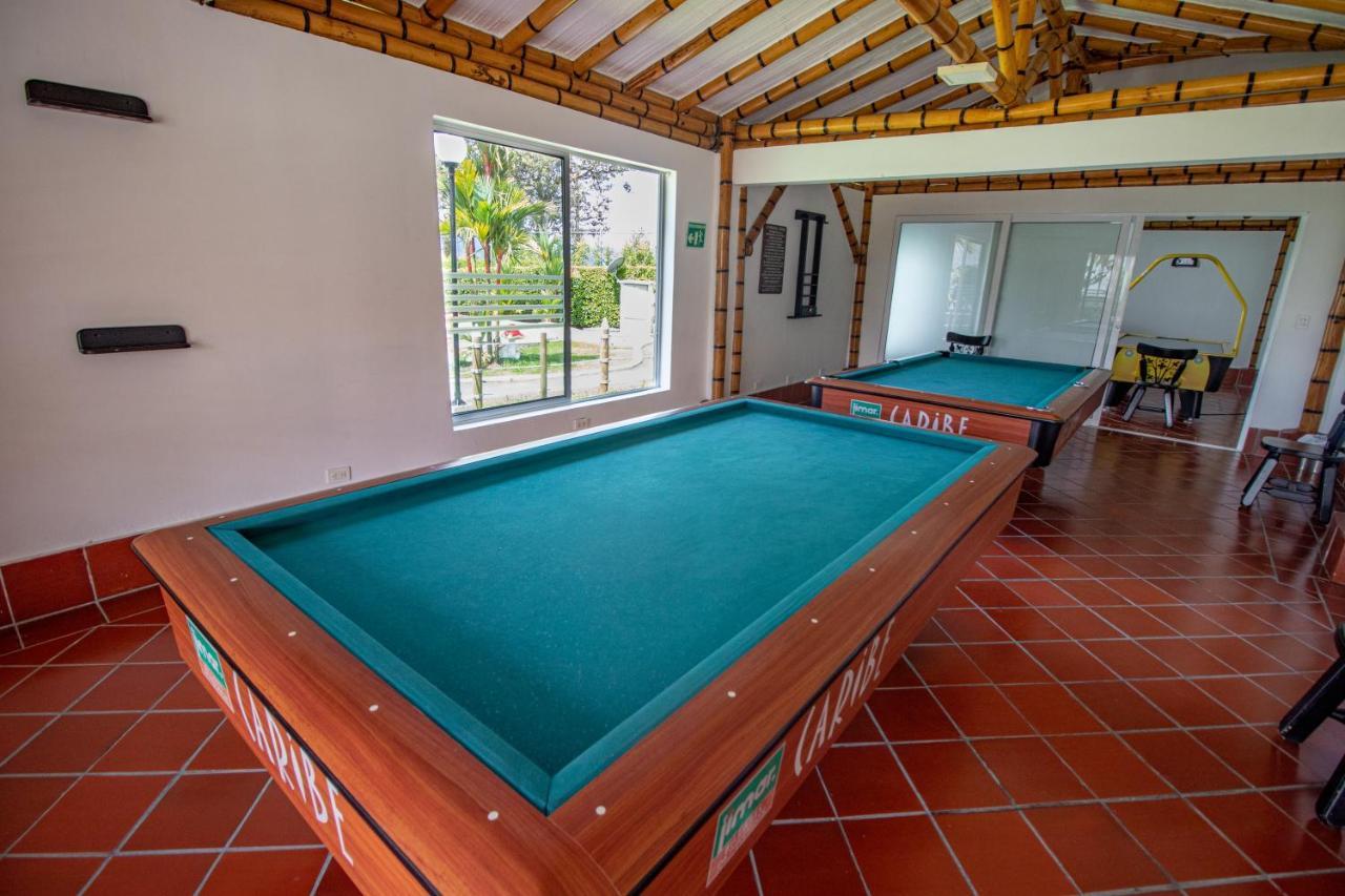 Hotel Campestre Las Camelias Pueblo Tapao Exterior photo Pool table