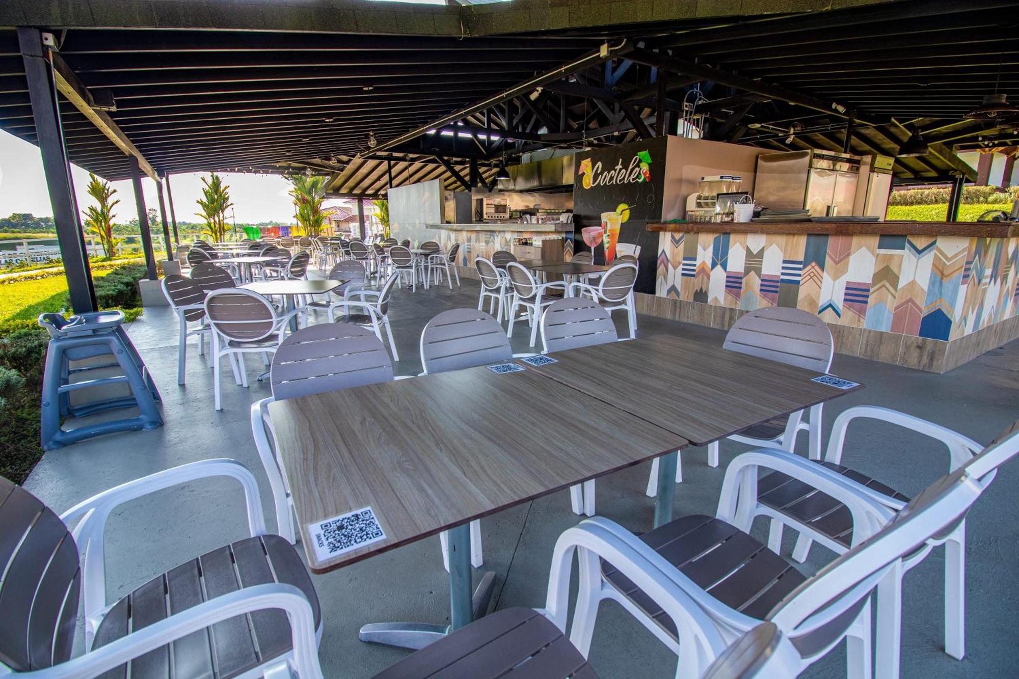 Hotel Campestre Las Camelias Pueblo Tapao Exterior photo The interior of the restaurant